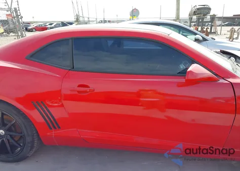 2014 Chevrolet Camaro 2Ls from USA, damaged, VIN 2G1FA1E38E9246977